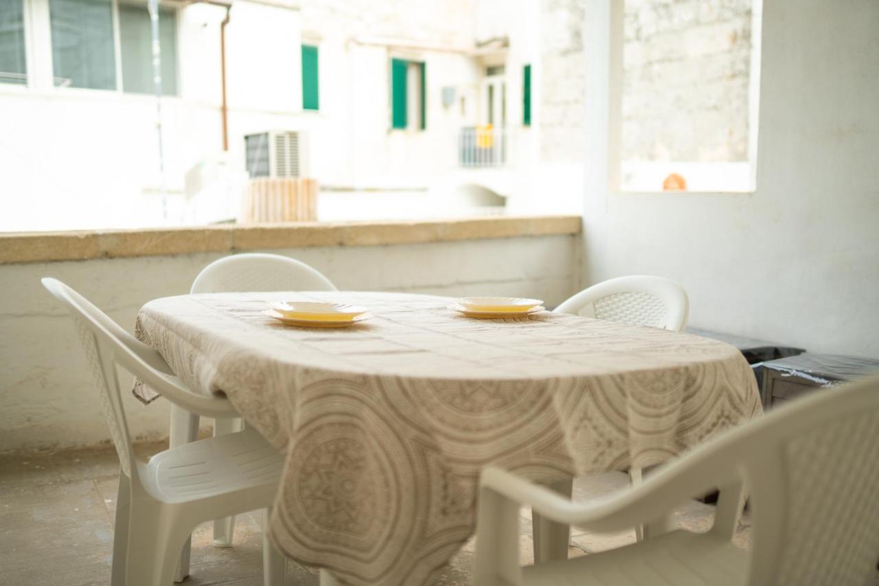 La Casa Di Andrea - Con Terrazzo Leilighet Monopoli Eksteriør bilde