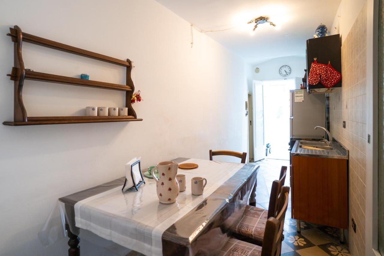 La Casa Di Andrea - Con Terrazzo Leilighet Monopoli Eksteriør bilde